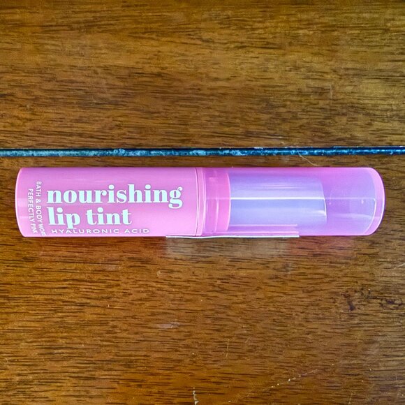 NEW PERFECTLY PINK Nourishing Lip Tint  Bath and Body Works - Picture 3 of 3